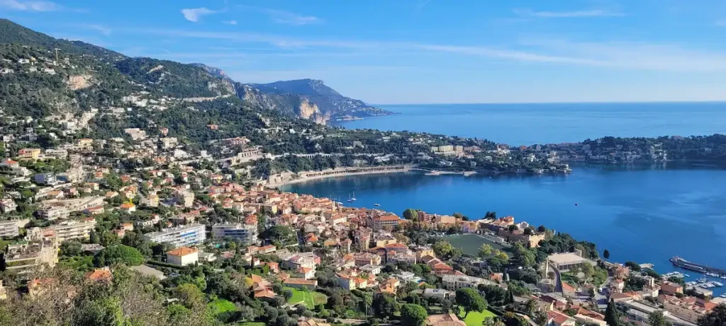 photo du port de nice, mont boron, cap de nice et villefranche sur mer depuis les hauteurs de nice